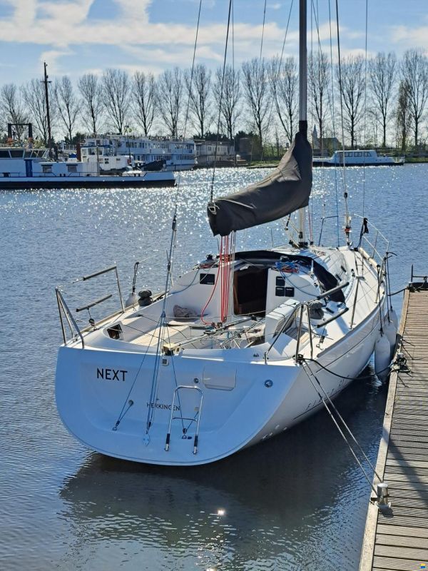 Beneteau First 31.7