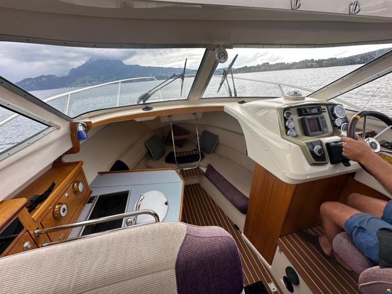 Bella 765 Cabin