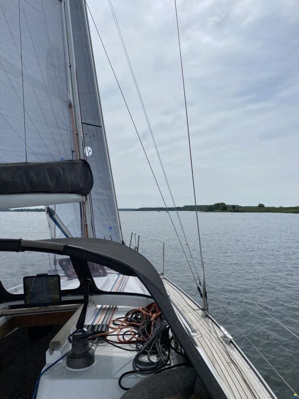 Hanse 320