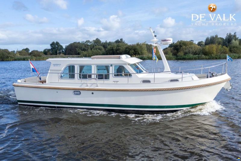 Linssen Grand Sturdy 33.9 Sedan
