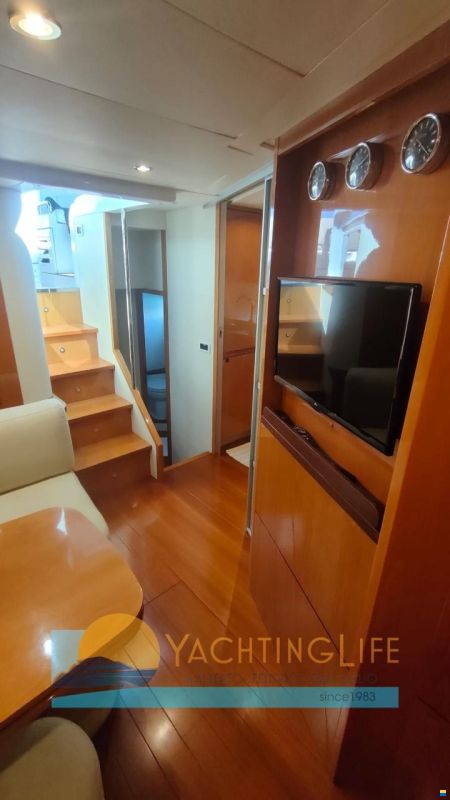 Pershing 56'