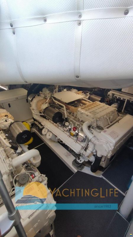 Pershing 56'