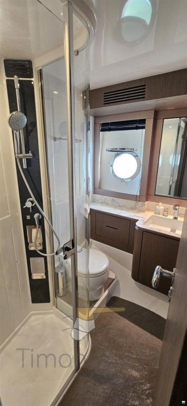Azimut Magellano 66EVO
