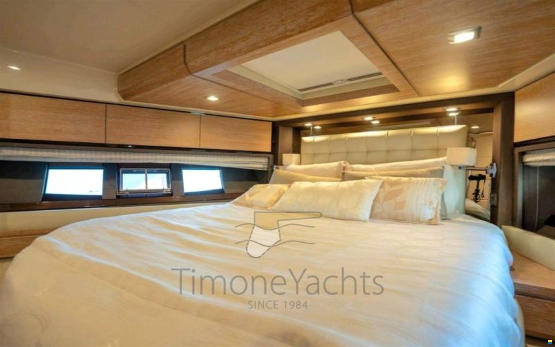 Azimut 70 Flybridge