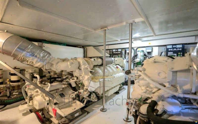Azimut 70 Flybridge
