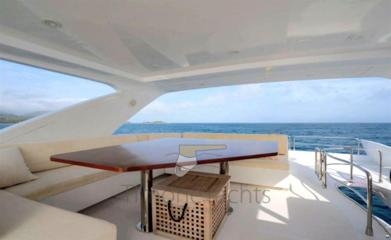Azimut 70 Flybridge