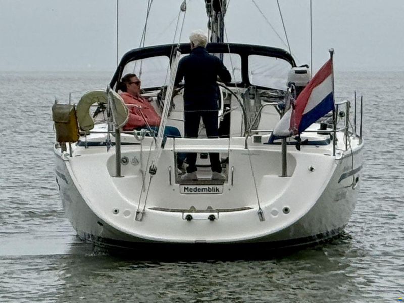 Bavaria 39