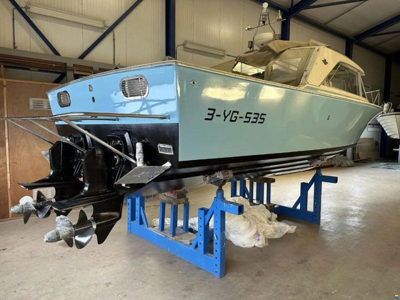 Bertram 26 HT