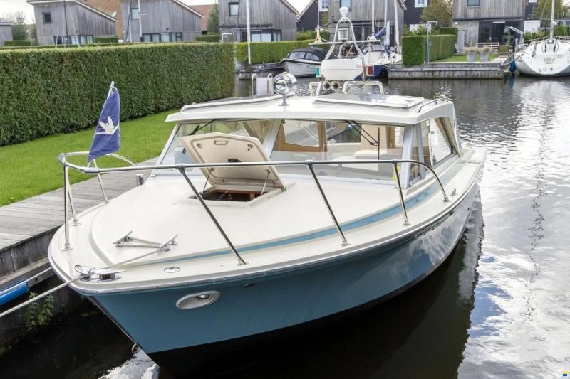 Bertram 26 HT