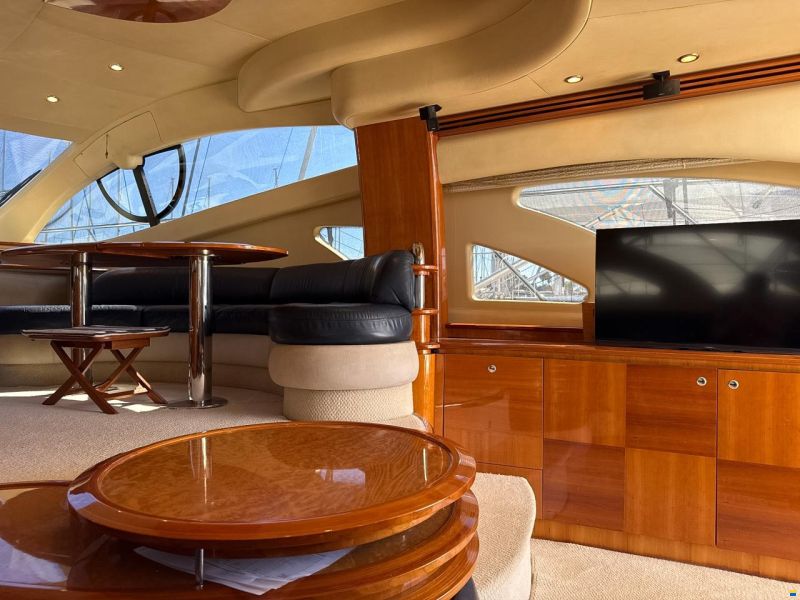 Azimut 55E