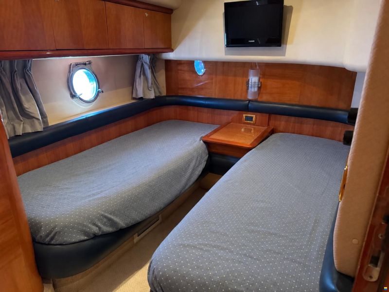 Azimut 55E