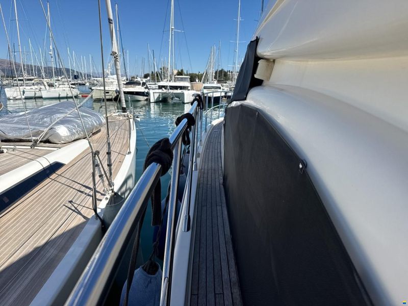 Azimut 55E