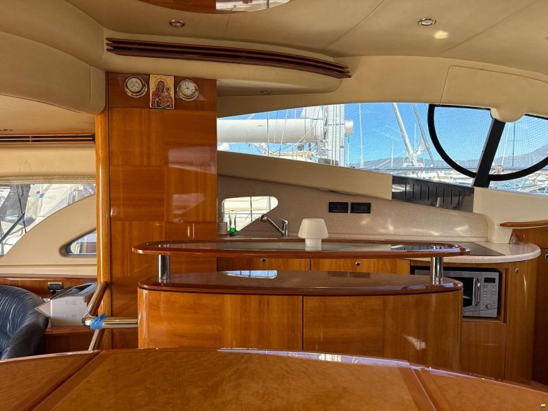 Azimut 55E