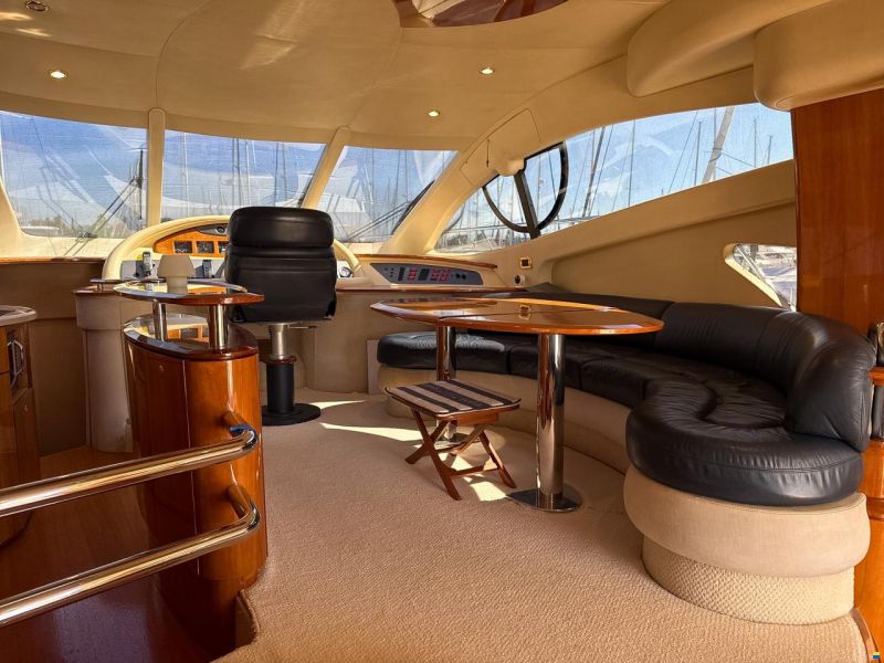 Azimut 55E