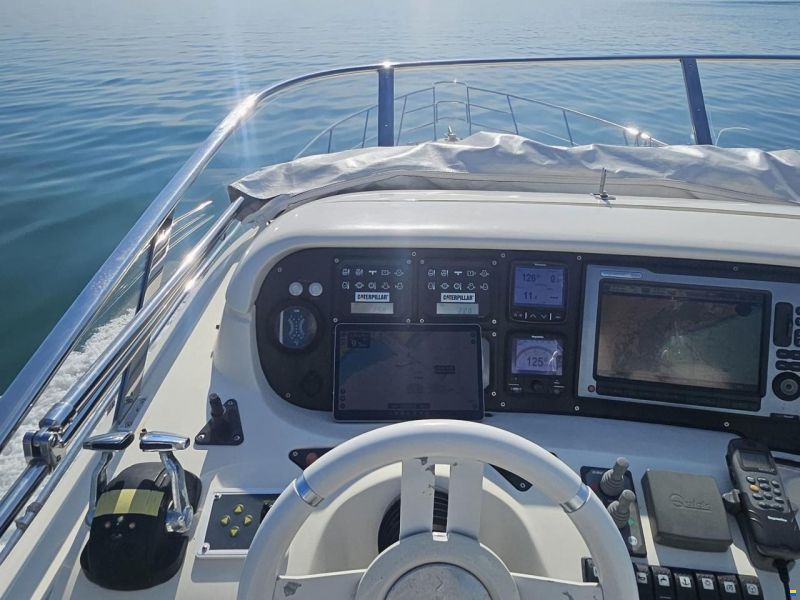 Azimut 55E