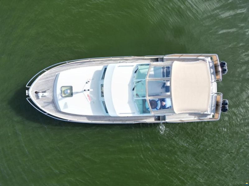 Linssen Grand Sturdy 29.9 AC