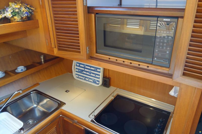 AMS Marine Trawler 420