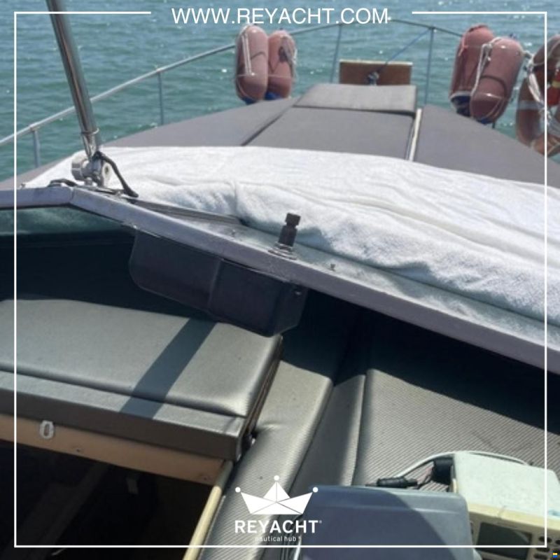 Sea Ray Amberjack 270