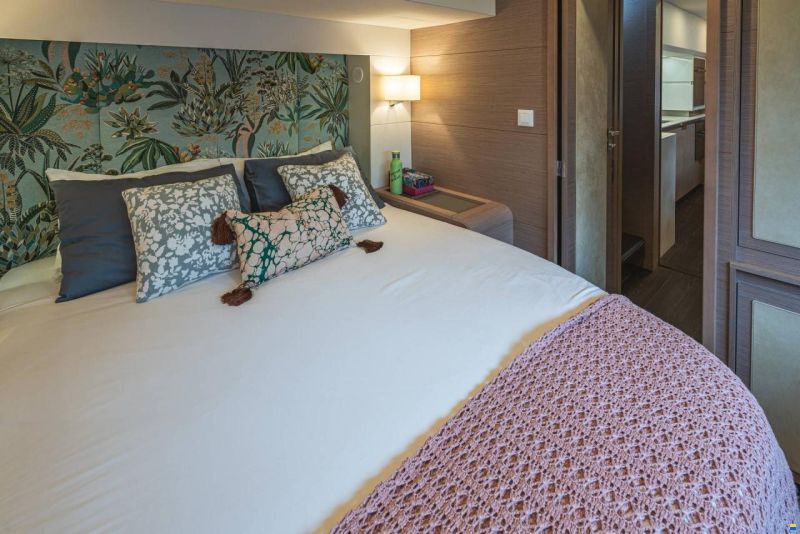 Fountaine-Pajot Power 67