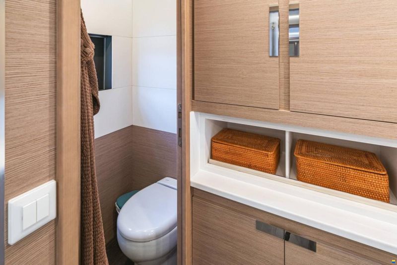 Fountaine-Pajot Power 67
