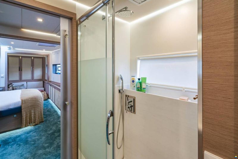Fountaine-Pajot Power 67