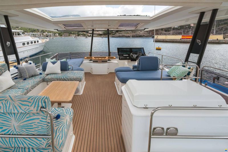 Fountaine-Pajot Power 67