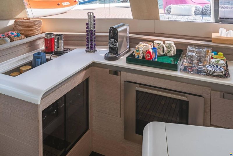 Fountaine-Pajot Power 67