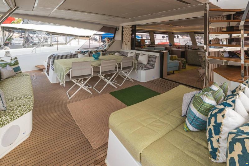 Fountaine-Pajot Power 67