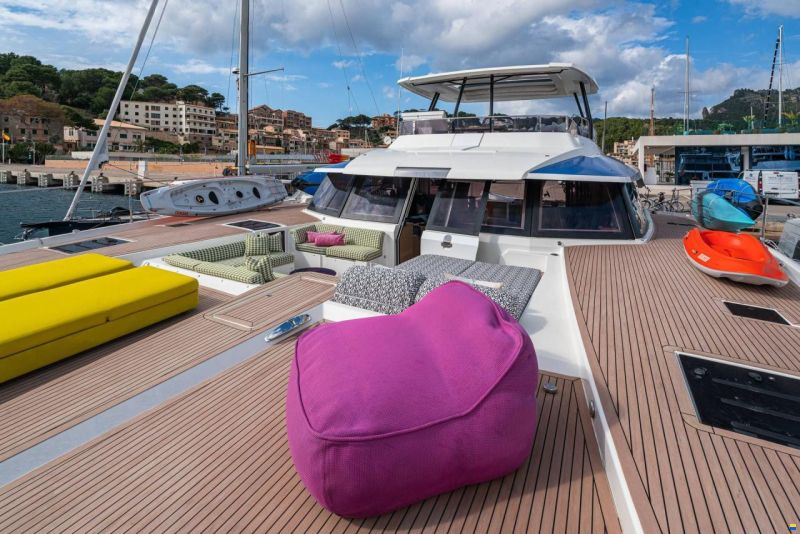 Fountaine-Pajot Power 67