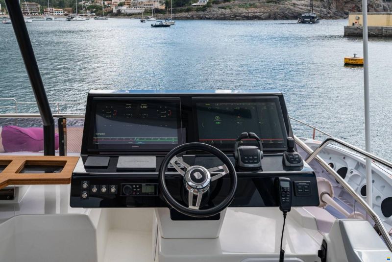 Fountaine-Pajot Power 67