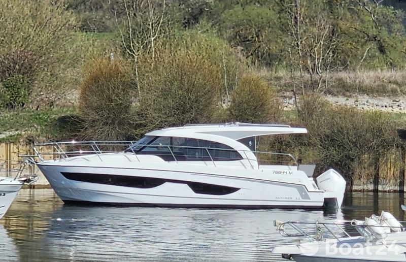 Beneteau Antares 11 OB Coupe