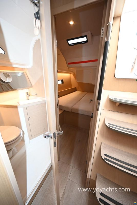 Beneteau Oceanis 40.1 Owner's Version