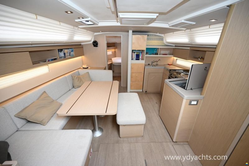 Beneteau Oceanis 40.1 Owner's Version