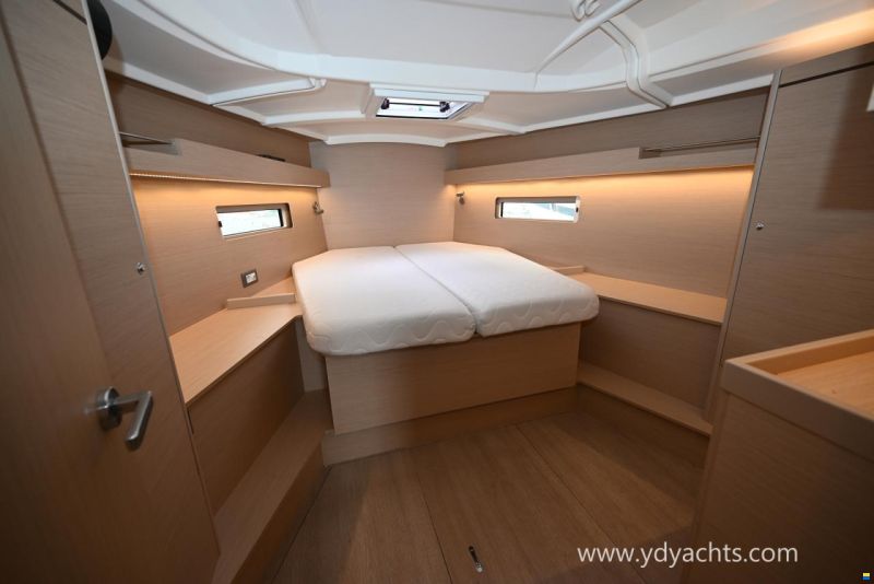 Beneteau Oceanis 40.1 Owner's Version