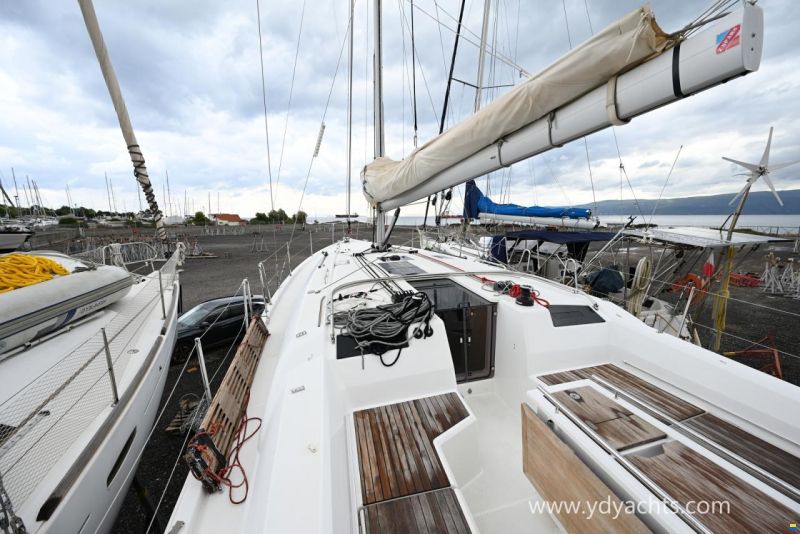 Beneteau Oceanis 40.1 Owner's Version