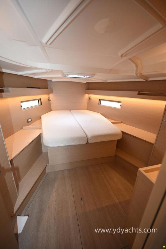 Beneteau Oceanis 40.1 Owner's Version