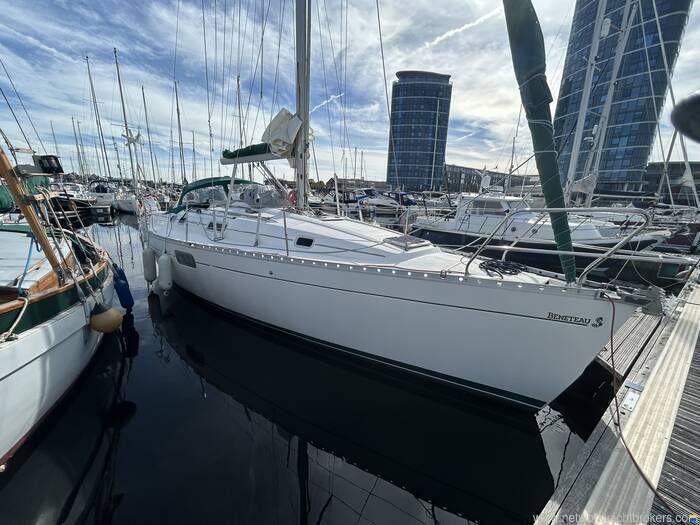 Beneteau Oceanis 351