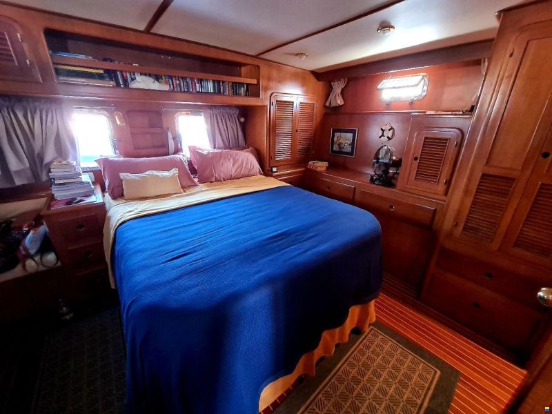 Trader 535 Signature