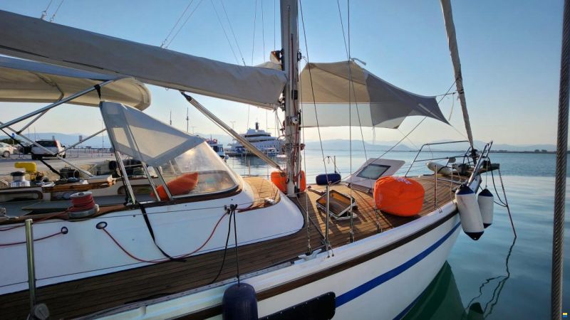 Coronado 35
