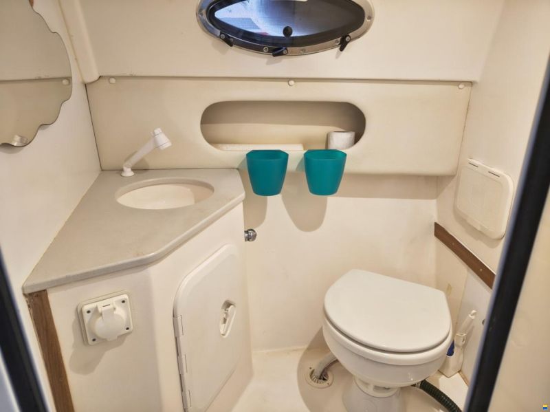 Manò 23.5 Cabin