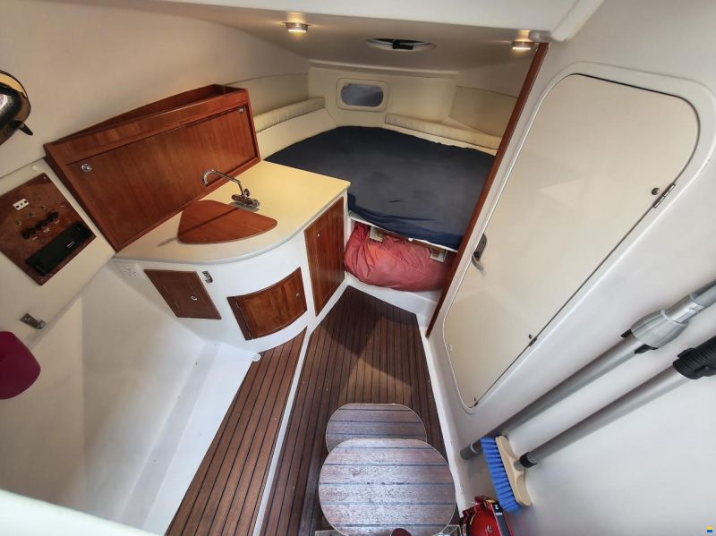 Manò 23.5 Cabin
