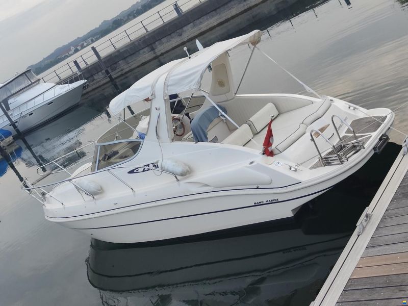 Manò 23.5 Cabin