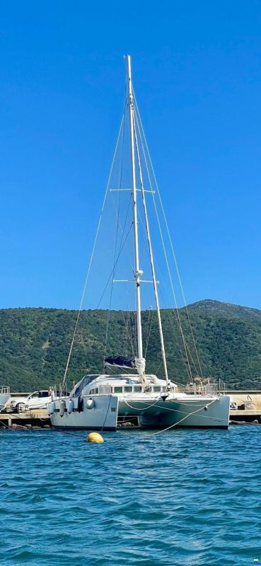 Lagoon 570