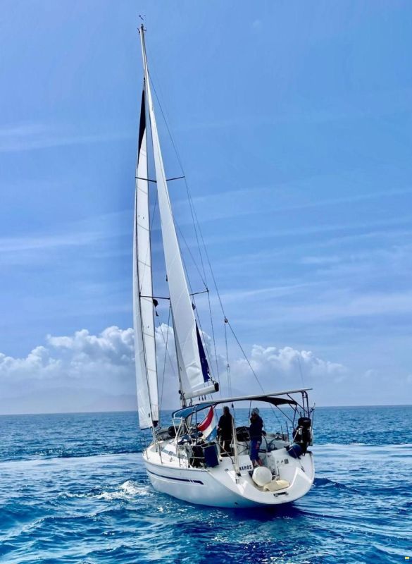 Bavaria 38