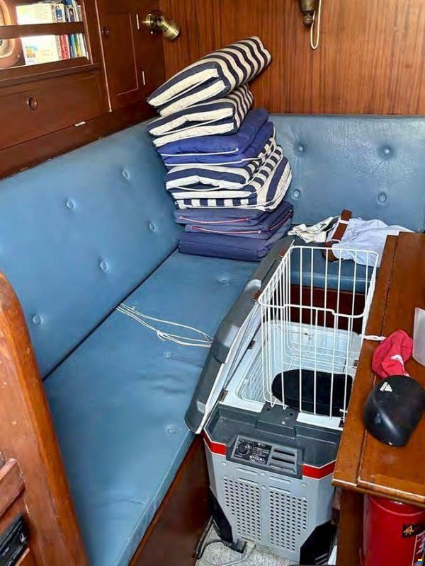 Hallberg Rassy 38