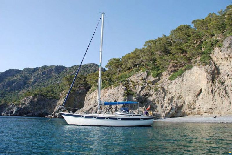 Hallberg Rassy 38