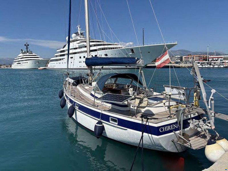 Hallberg Rassy 38