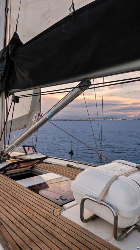 Hanse 445