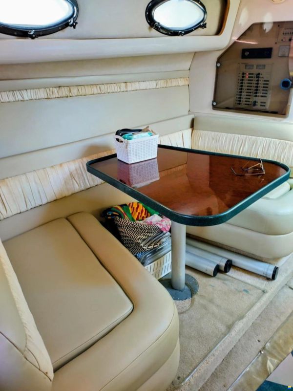 Regal 292 Commodore