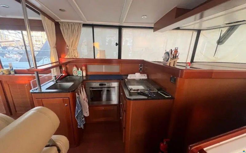 Beneteau Swift Trawler 44
